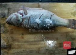 糖醋鲈鱼的做法图解2