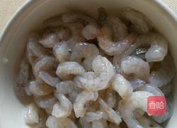 荠菜虾仁饺的做法图解2