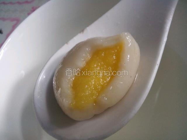 咬一口，浓浓的南瓜香！