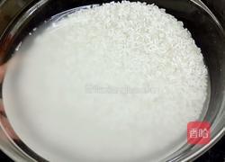 腊味炒糯米饭的做法图解1