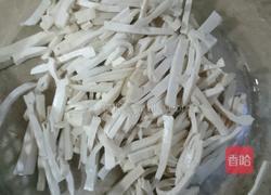 大蒜炒干丝的做法图解2