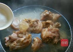 红酒烧猪脚的做法图解5
