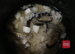香菇芋头米饭的做法图解4