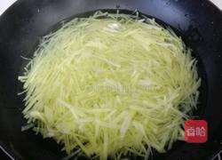 土豆拌海带丝的做法图解1