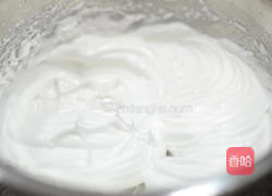 一款低脂缤纷水果蛋糕迎圣诞的做法图解5