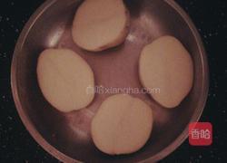 奶酪土豆盅的做法图解1