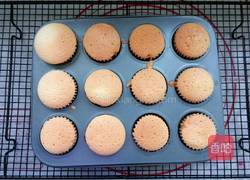 圣诞草莓迷你蛋糕的做法图解9