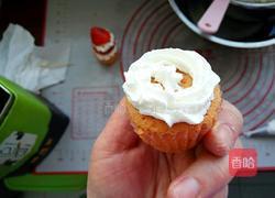 圣诞草莓迷你蛋糕的做法图解14