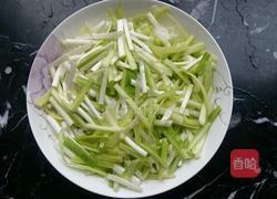 韭黄炒肉丝的做法图解2