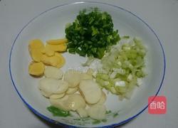 韭黄炒肉丝的做法图解5