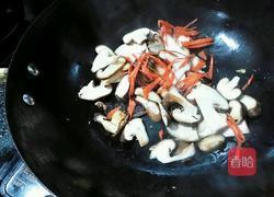 香菇鸭血靓汤的做法图解8