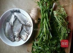 红烧小鲫鱼的做法图解1