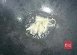 红烧小鲫鱼的做法图解2