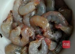 虾仁炒蛋的做法图解2