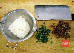 咸味菜粥的做法图解1
