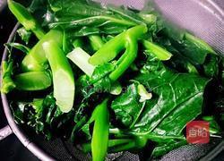 腊肠炒芥兰的做法图解4