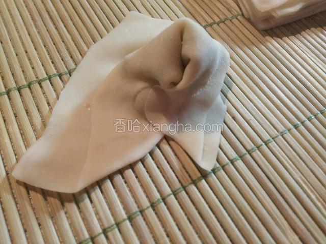 使劲捏紧