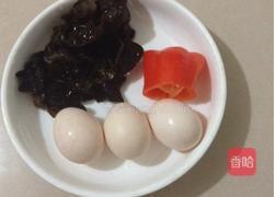 木耳炒鸡蛋的做法图解1