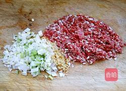 白菜饺子的做法图解1