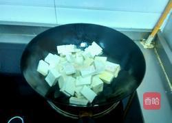 蒜苗炒豆腐的做法图解3