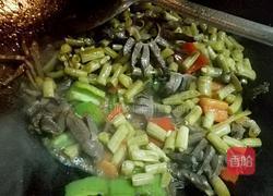 酸豆角炒鸭胗的做法图解9