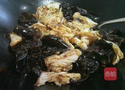 白菜炒木耳的做法图解6