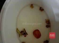 石斛虫草花鸡汤的做法图解3
