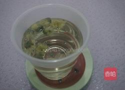 蜂蜜菊花茶的做法图解3