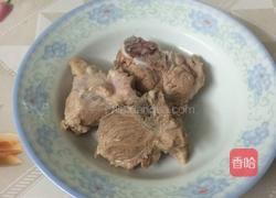 萝卜骨头汤的做法图解2