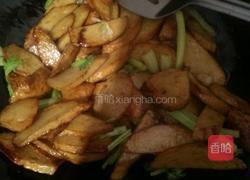 芹菜炒鱼丸的做法图解7