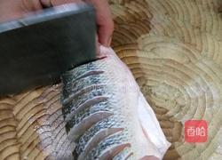 孔雀开屏鱼的做法图解3