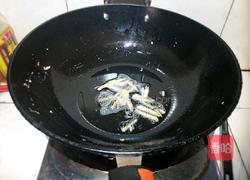 鸡蛋炒苦瓜的做法图解10