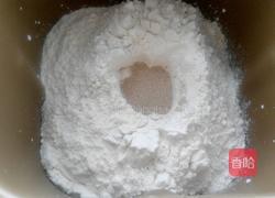 玉米油山峰土司的做法图解1