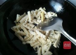 酱爆春笋的做法图解2