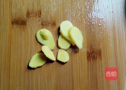 白萝卜骨头汤的做法图解3