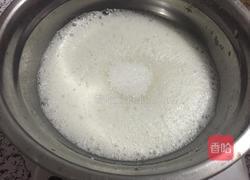 戚风蛋糕的做法图解9