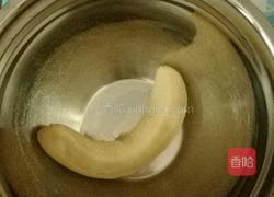 香蕉核桃仁麦芬的做法图解2