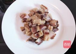 慈菇焖腊肉的做法图解3