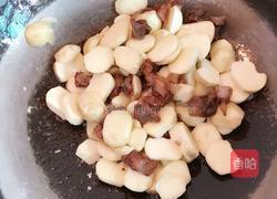 慈菇焖腊肉的做法图解5