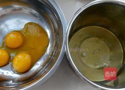 可可奶油蛋糕卷的做法图解2