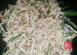 青椒豆腐皮的做法图解7