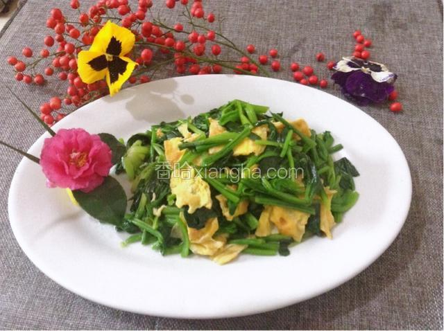 菠菜炒蛋皮