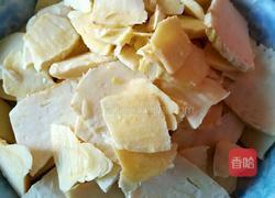 冬笋炒五花肉片的做法图解2