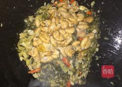 酸菜炒大肠的做法图解6