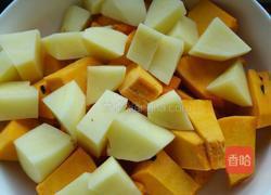 下饭窝瓜炖土豆的做法图解2