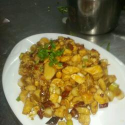 宫爆鸡丁的做法[图]