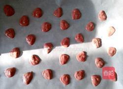 草莓彩绘蛋糕卷的做法图解10