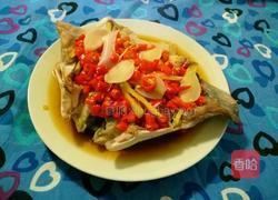 剁椒鱼头的做法图解7