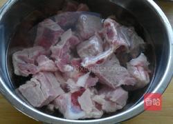 川味粉蒸排骨的做法图解1