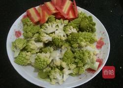 清炒宝塔菜花的做法图解2